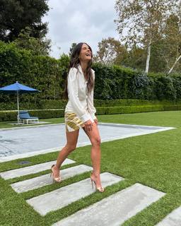 Jordana Brewster feet photo thumbnail