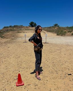 Jordana Brewster feet photo thumbnail