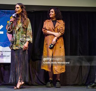 Jordana Brewster feet photo 1