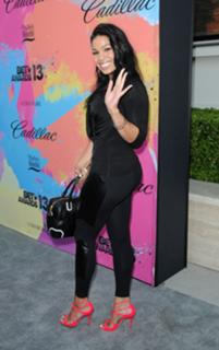 Jordin Sparks feet photo thumbnail