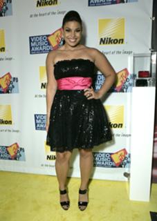 Jordin Sparks feet photo thumbnail