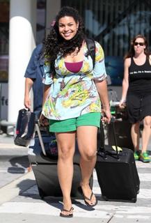 Jordin Sparks feet photo thumbnail