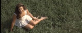 Jordin Sparks feet photo thumbnail