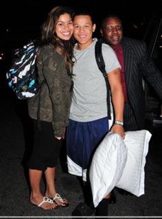 Jordin Sparks feet photo thumbnail