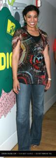 Jordin Sparks feet photo thumbnail