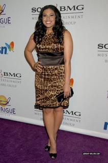 Jordin Sparks feet photo thumbnail