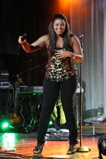 Jordin Sparks feet photo thumbnail