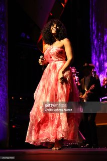 Jordin Sparks feet photo thumbnail