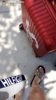 Jordyn Jones feet photo thumbnail