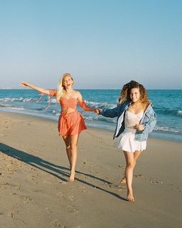 Jordyn Jones feet photo thumbnail