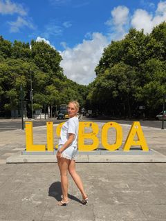 Jordyn Jones feet photo 7