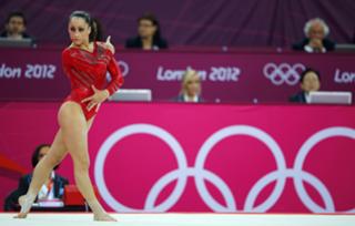 Jordyn Wieber feet photo 8
