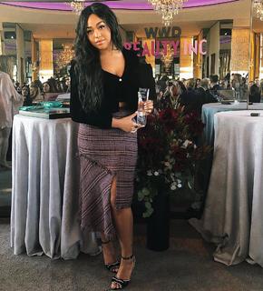 Jordyn Woods feet photo thumbnail