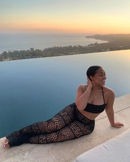 Jordyn Woods feet photo thumbnail