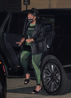 Jordyn Woods feet photo thumbnail