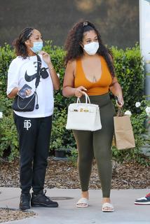 Jordyn Woods feet photo thumbnail