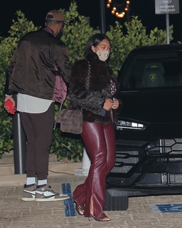 Jordyn Woods feet photo thumbnail