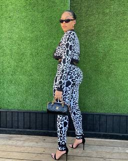 Jordyn Woods feet photo thumbnail