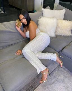 Jordyn Woods feet photo thumbnail