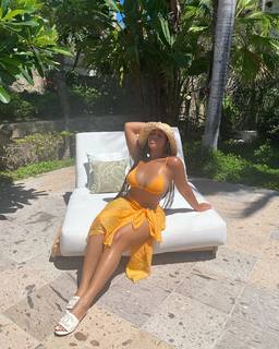Jordyn Woods feet photo thumbnail