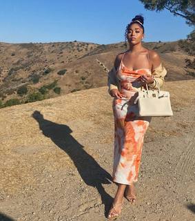 Jordyn Woods feet photo thumbnail