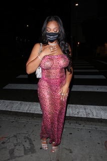 Jordyn Woods feet photo thumbnail