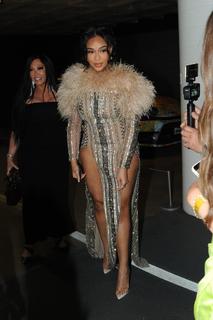 Jordyn Woods feet photo thumbnail