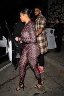 Jordyn Woods feet photo thumbnail