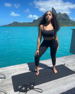 Jordyn Woods feet photo thumbnail