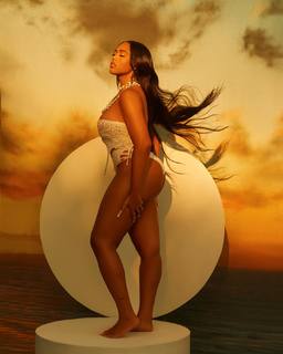 Jordyn Woods feet photo thumbnail