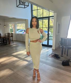 Jordyn Woods feet photo thumbnail