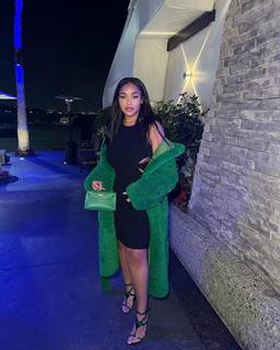 Jordyn Woods feet photo thumbnail