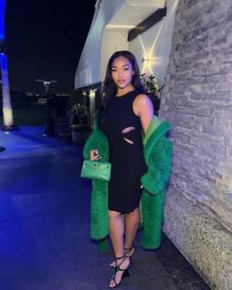 Jordyn Woods feet photo thumbnail