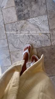 Jordyn Woods feet photo thumbnail