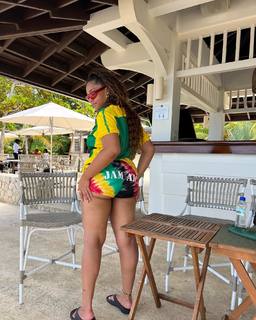 Jordyn Woods feet photo thumbnail