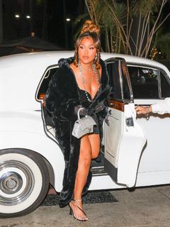Jordyn Woods feet photo thumbnail