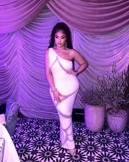 Jordyn Woods feet photo thumbnail