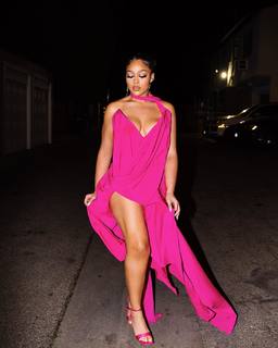 Jordyn Woods feet photo thumbnail