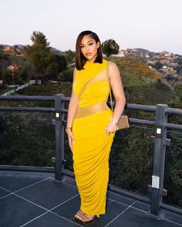 Jordyn Woods feet photo thumbnail