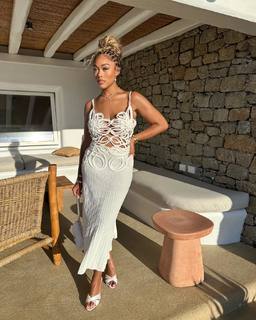 Jordyn Woods feet photo thumbnail