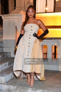 Jordyn Woods feet photo thumbnail