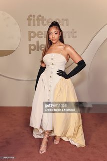 Jordyn Woods feet photo thumbnail