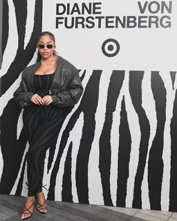 Jordyn Woods feet photo thumbnail