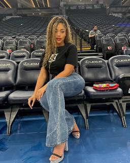 Jordyn Woods feet photo thumbnail