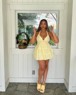 Jordyn Woods feet photo thumbnail
