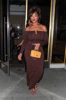 Jordyn Woods feet photo thumbnail