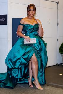 Jordyn Woods feet photo thumbnail