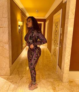 Jordyn Woods feet photo thumbnail