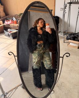 Jordyn Woods feet photo thumbnail