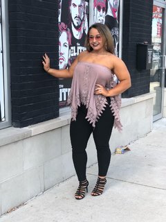 Jordynne Grace feet photo thumbnail